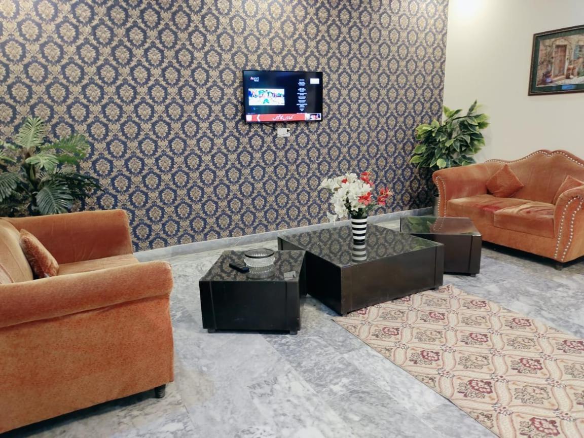 Family Hotel Lahore Exteriér fotografie
